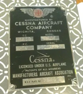 Cessna 150F Data Plate (Aircraft)